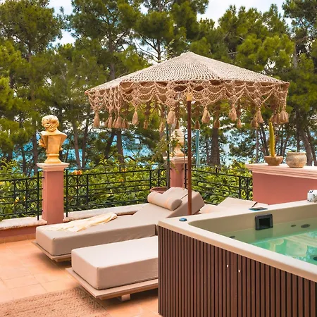 Scorpios Mansion Loft / Downtown Skala / Seaside Holiday home