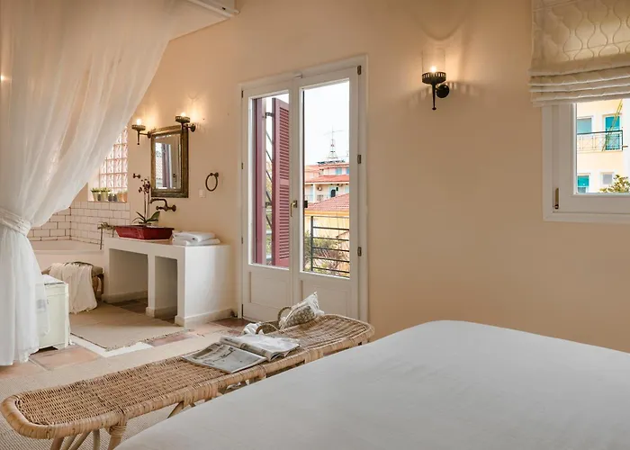 Scorpios Mansion Loft / Downtown Skala / Seaside Semesterbostad